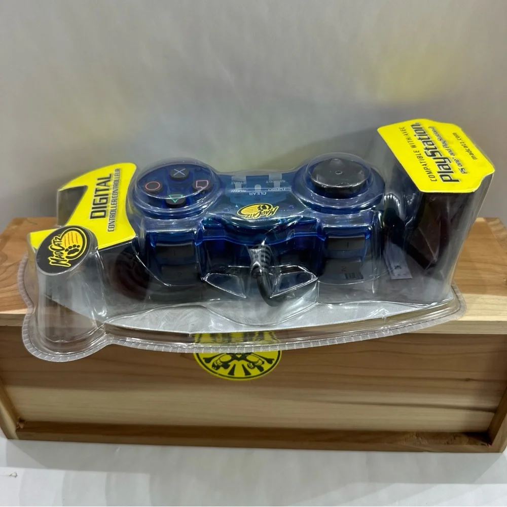 Vintage Mad Catz PS2 PlayStation Digital Blue Controller New Factory Sealed